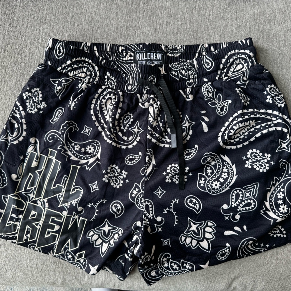 Kill Crew -MUAY THAI SHORTS (MID THIGH CUT) BANDANA - CREAM / BLACK